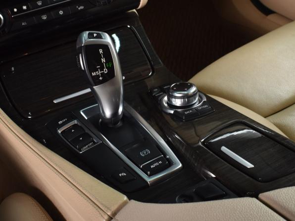 BMW 5 серии VI (F10/F11/F07) с пробегом 2010 года, цена 1 764 995 рублей, 179619 км, седан, Автокод Объявления