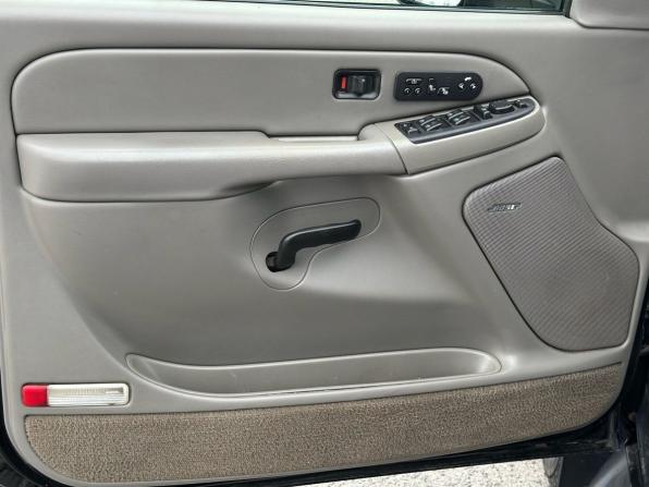 Chevrolet Tahoe II с пробегом 2003 года, цена 1 099 000 рублей, 421000 км, внедорожник, Автокод Объявления