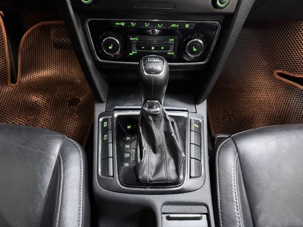 Skoda Superb II Рестайлинг с пробегом 2013 года, цена 839 000 рублей, 232260 км, лифтбек, Автокод Объявления