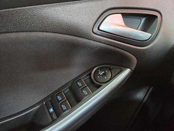 Ford Focus III с пробегом 2013 года, цена 675 000 рублей, 205798 км, хэтчбек, Автокод Объявления