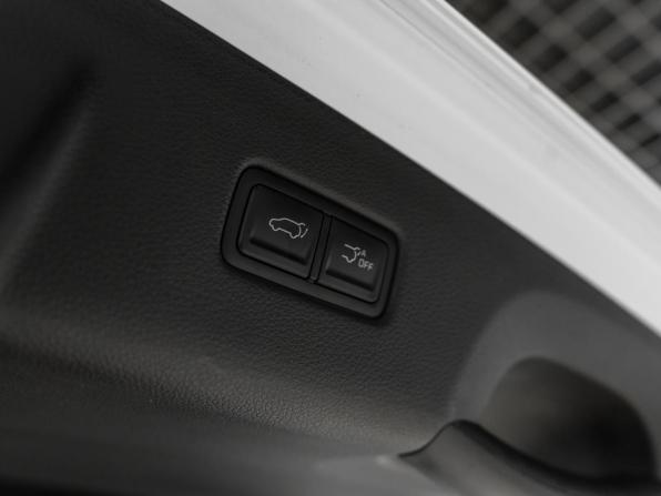 Kia Carnival IV с пробегом 2020 года, цена 3 700 000 рублей, 91458 км, минивэн, Автокод Объявления