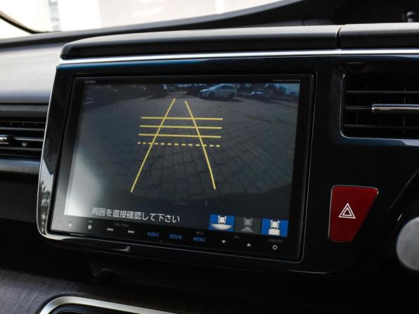 Honda Stepwgn V с пробегом 2015 года, цена 1 480 000 рублей, 266158 км, минивэн, Автокод Объявления