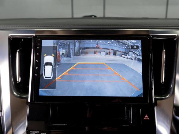 Toyota Alphard III Рестайлинг с пробегом 2018 года, цена 4 200 000 рублей, 88678 км, минивэн, Автокод Объявления
