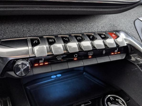 Peugeot 3008 II с пробегом 2019 года, цена 2 220 000 рублей, 76455 км, внедорожник, Автокод Объявления