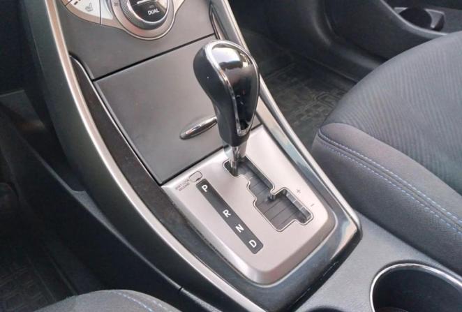 Hyundai Elantra V (MD) с пробегом 2012 года, цена 920 000 рублей, 130449 км, седан, Автокод Объявления