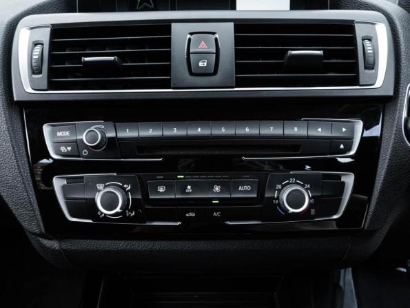 BMW 1 серии II (F20/F21) Рестайлинг с пробегом 2015 года, цена 1 488 700 рублей, 116515 км, хэтчбек, Автокод Объявления