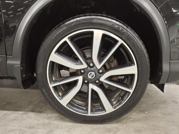 Nissan Qashqai II с пробегом 2018 года, цена 2 299 000 рублей, 75539 км, внедорожник, Автокод Объявления