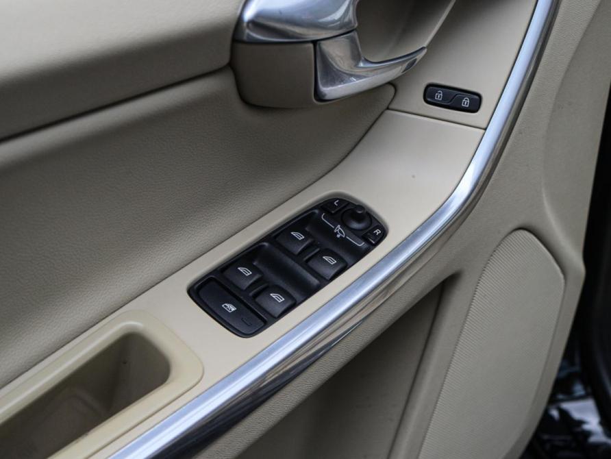 Volvo XC60 I Рестайлинг Москва  - изображение 16