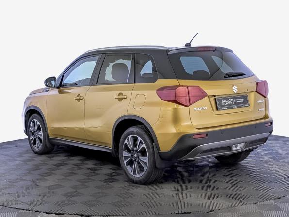 Suzuki Vitara II Рестайлинг с пробегом 2021 года, цена 2 100 000 рублей, 46190 км, внедорожник, Автокод Объявления