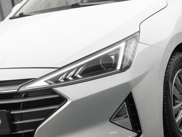 Hyundai Avante VI Рестайлинг с пробегом 2019 года, цена 1 830 000 рублей, 79477 км, седан, Автокод Объявления
