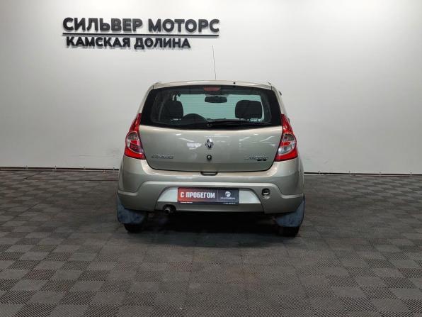 Renault Sandero I с пробегом 2012 года, цена 470 000 рублей, 211000 км, хэтчбек, Автокод Объявления