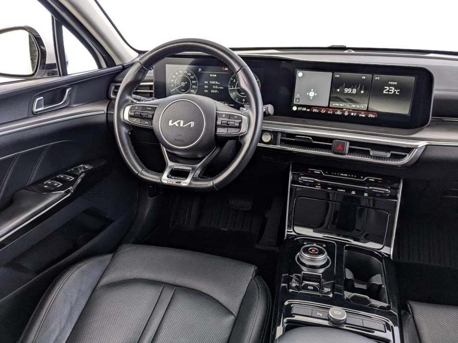 Kia K5 III Москва  - изображение 30