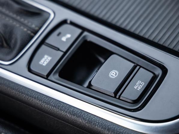 Hyundai Sonata VII (LF) Рестайлинг с пробегом 2017 года, цена 1 734 000 рублей, 124738 км, седан, Автокод Объявления