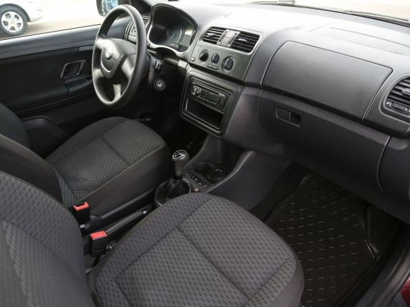 Skoda Fabia II Рестайлинг с пробегом 2011 года, цена 515 000 рублей, 115000 км, хэтчбек, Автокод Объявления