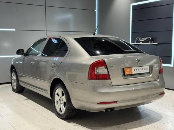 Skoda Octavia II (A5) Рестайлинг с пробегом 2011 года, цена 735 000 рублей, 214000 км, лифтбек, Автокод Объявления
