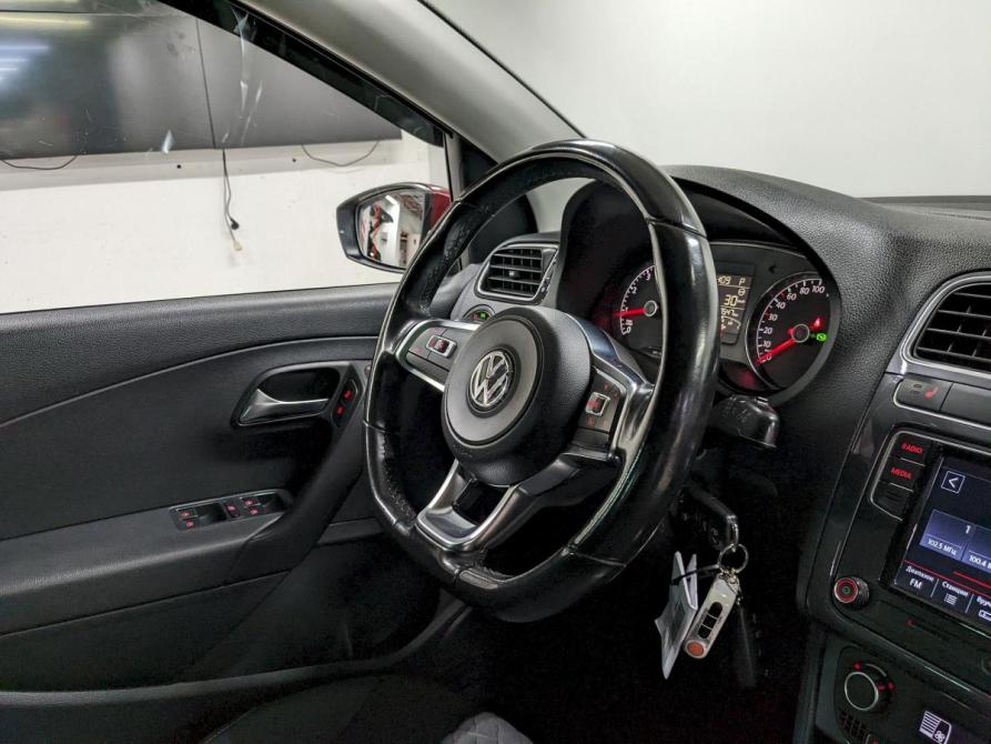 Volkswagen Polo V Рестайлинг Москва  - изображение 21