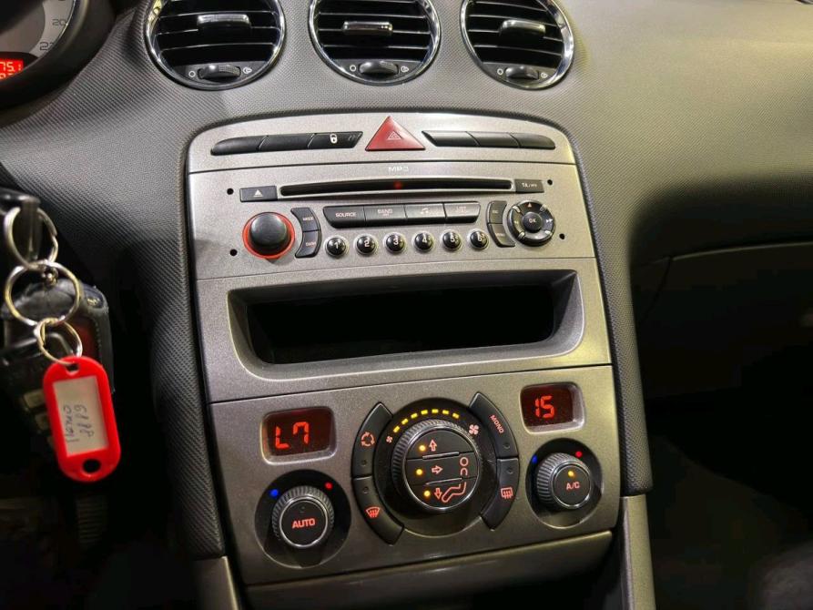 Peugeot 308 I Новосибирск  - изображение 24