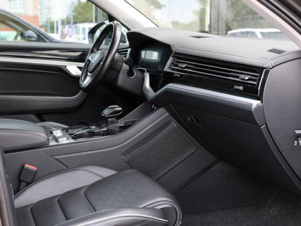 Volkswagen Touareg III с пробегом 2020 года, цена 4 642 881 рубль, 159967 км, внедорожник, Автокод Объявления