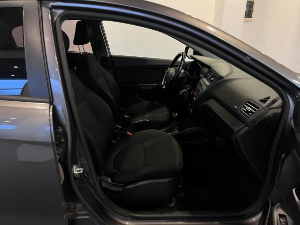 Kia Rio III Рестайлинг с пробегом 2015 года, цена 1 185 000 рублей, 109585 км, седан, Автокод Объявления