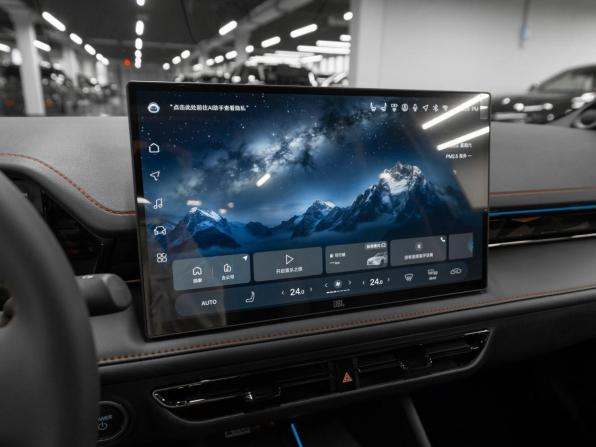 Toyota Camry IX (XV80) China Market Рестайлинг с пробегом 2026 года, цена 4 700 000 рублей, 50 км, седан, Автокод Объявления