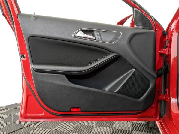 Mercedes-Benz A-Класс III (W176) с пробегом 2013 года, цена 1 230 000 рублей, 130104 км, хэтчбек, Автокод Объявления