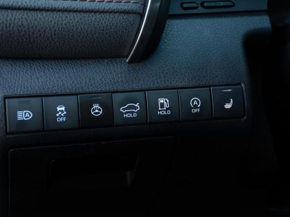Toyota Camry VIII (XV70) Рестайлинг с пробегом 2022 года, цена 3 148 000 рублей, 43108 км, седан, Автокод Объявления