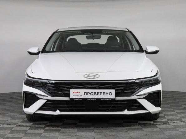 Hyundai Elantra VII (CN7) Рестайлинг с пробегом 2024 года, цена 2 090 000 рублей, 64000 км, седан, Автокод Объявления