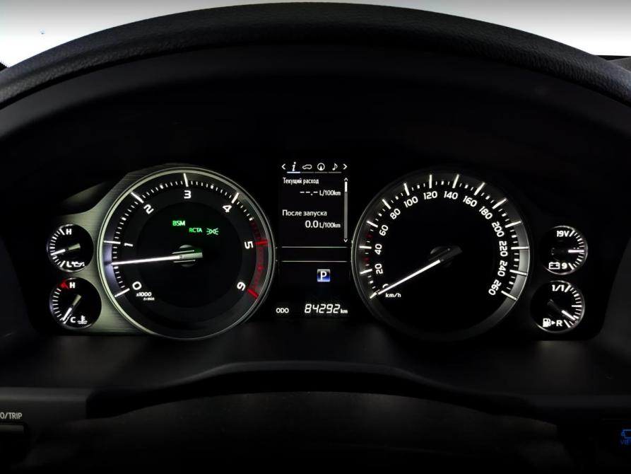 Toyota Land Cruiser 200 Series Рестайлинг 2 Москва  - изображение 13