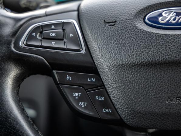 Ford Kuga II Рестайлинг с пробегом 2017 года, цена 1 648 000 рублей, 100066 км, внедорожник, Автокод Объявления