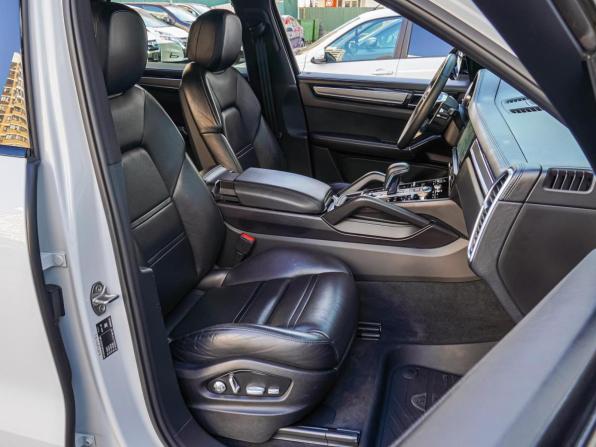 Porsche Cayenne III с пробегом 2018 года, цена 5 380 000 рублей, 130684 км, внедорожник, Автокод Объявления