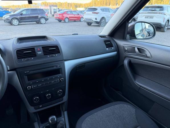 Skoda Yeti I Рестайлинг с пробегом 2014 года, цена 845 000 рублей, 109010 км, внедорожник, Автокод Объявления