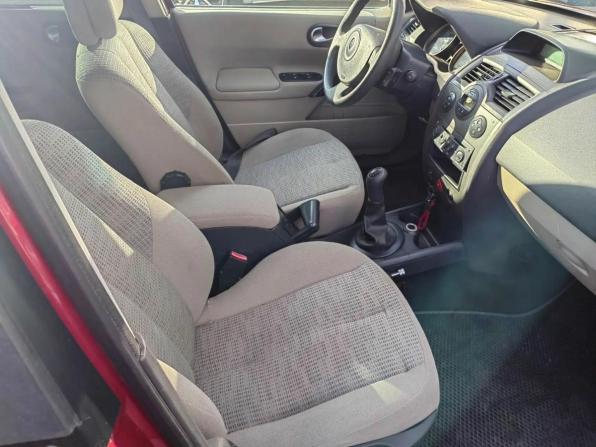 Renault Megane II Рестайлинг с пробегом 2007 года, цена 399 000 рублей, 220220 км, универсал, Автокод Объявления