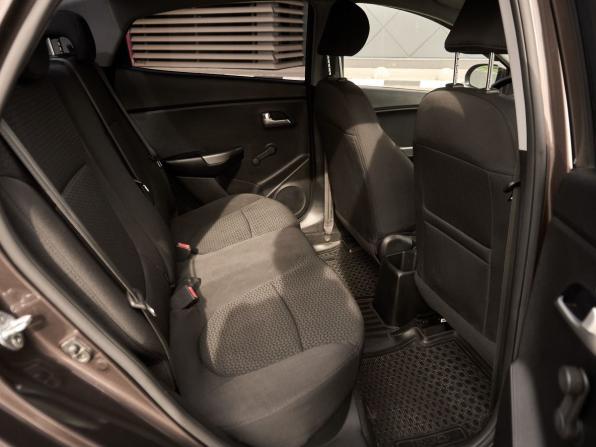 Kia Rio III Рестайлинг с пробегом 2016 года, цена 1 069 000 рублей, 89988 км, седан, Автокод Объявления