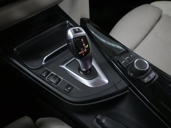 BMW 3 серии VI (F3x) Рестайлинг с пробегом 2017 года, цена 2 590 000 рублей, 115280 км, седан, Автокод Объявления