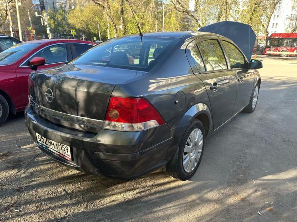 Opel Astra H Рестайлинг с пробегом 2012 года, цена 720 000 рублей, 86000 км, седан, Автокод Объявления