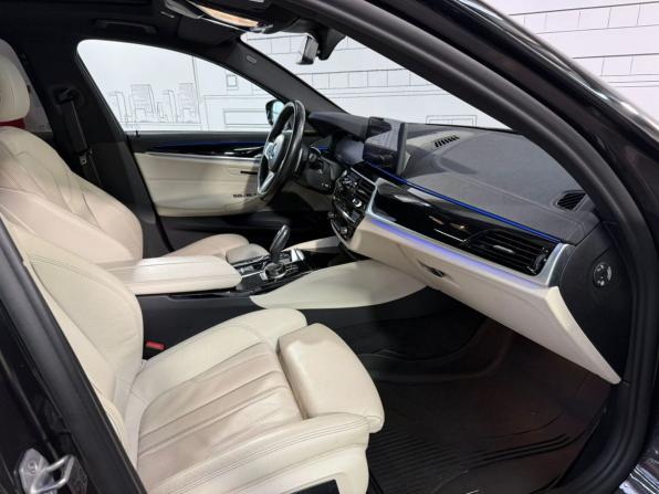 BMW 5 серии VII (G30/G31/G38) Рестайлинг с пробегом 2021 года, цена 6 245 000 рублей, 95000 км, седан, Автокод Объявления