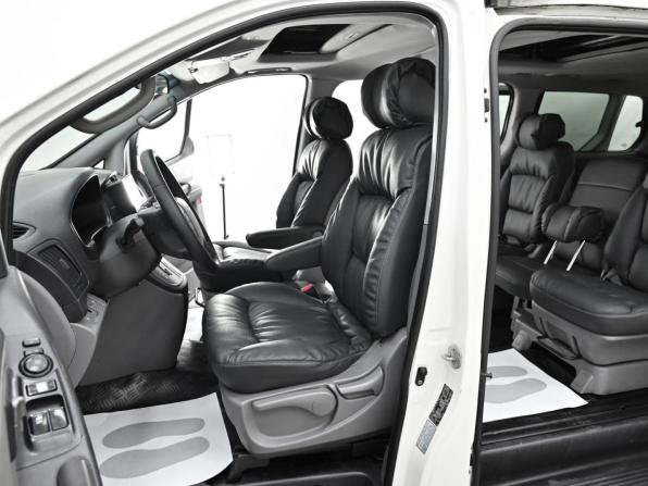 Hyundai Grand Starex I с пробегом 2011 года, цена 999 000 рублей, 156000 км, минивэн, Автокод Объявления