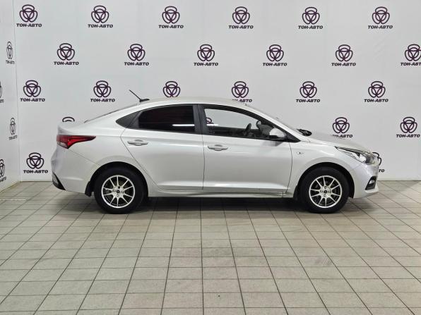 Hyundai Solaris II с пробегом 2017 года, цена 1 095 000 рублей, 178508 км, седан, Автокод Объявления