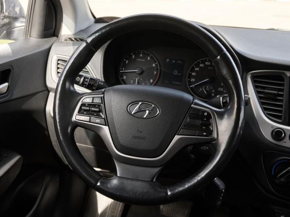 Hyundai Solaris II с пробегом 2018 года, цена 1 215 000 рублей, 152544 км, седан, Автокод Объявления