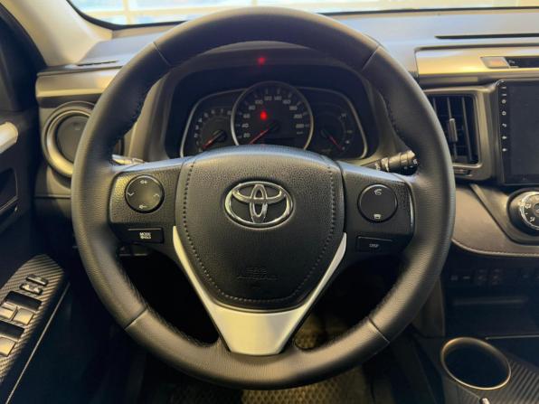Toyota RAV4 IV (XA40) с пробегом 2013 года, цена 1 839 000 рублей, 137000 км, внедорожник, Автокод Объявления