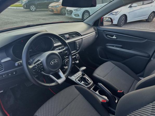 Kia Rio IV с пробегом 2018 года, цена 1 440 000 рублей, 74447 км, седан, Автокод Объявления