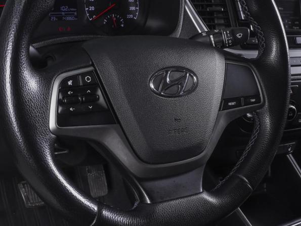 Hyundai Solaris II с пробегом 2018 года, цена 1 419 000 рублей, 143860 км, седан, Автокод Объявления