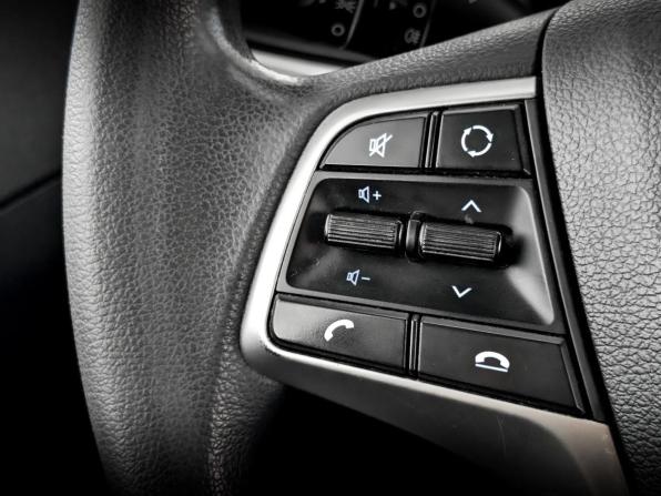 Hyundai Solaris II Рестайлинг с пробегом 2021 года, цена 1 400 000 рублей, 112328 км, седан, Автокод Объявления