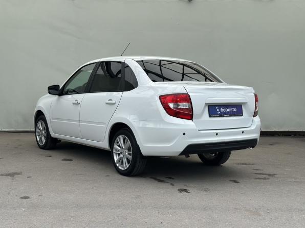 Lada (ВАЗ) Granta I Рестайлинг с пробегом 2024 года, цена 915 000 рублей, 60437 км, седан, Автокод Объявления