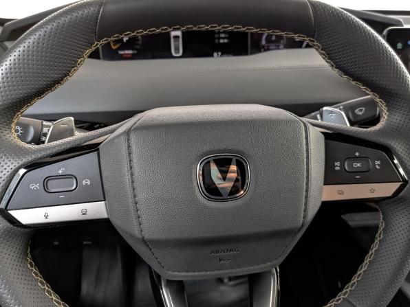 Changan UNI-V I с пробегом 2023 года, цена 2 150 000 рублей, 48403 км, лифтбек, Автокод Объявления