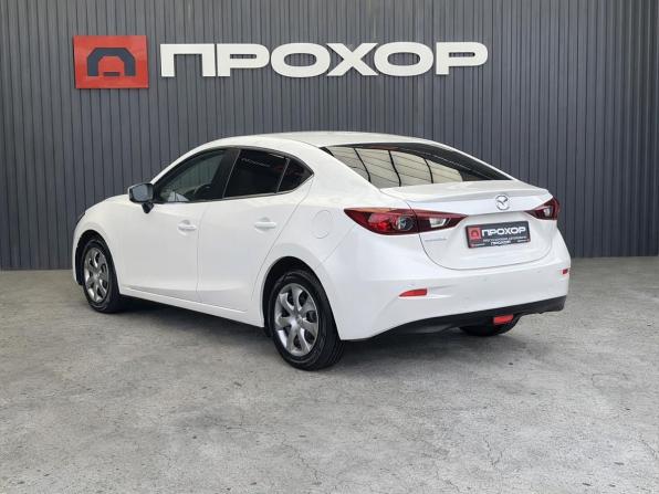 Mazda 3 III (BM) с пробегом 2014 года, цена 1 347 000 рублей, 119784 км, седан, Автокод Объявления