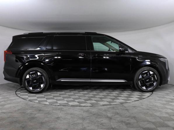 Kia Carnival IV Рестайлинг с пробегом 2024 года, цена 5 500 000 рублей, 58076 км, минивэн, Автокод Объявления