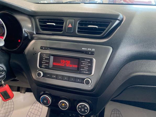 Kia Rio III Рестайлинг с пробегом 2016 года, цена 1 150 000 рублей, 77099 км, седан, Автокод Объявления