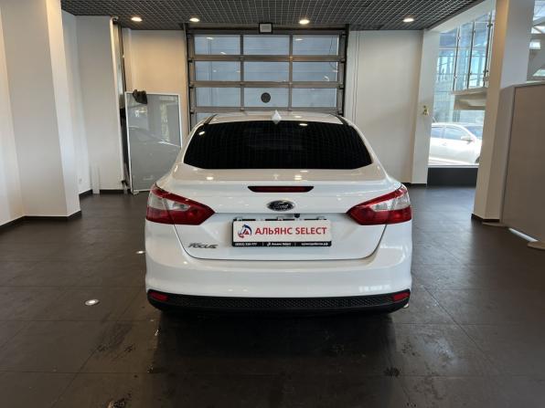Ford Focus III с пробегом 2013 года, цена 590 000 рублей, 240115 км, седан, Автокод Объявления