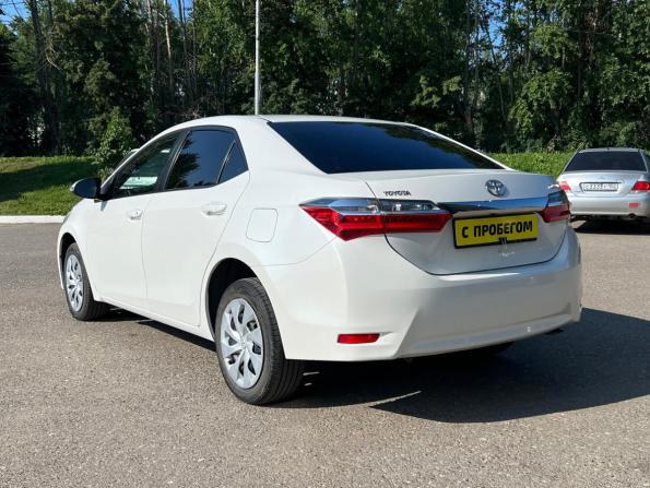 Toyota Corolla XI (E160 E170 E180) с пробегом 2014 года, цена 1 400 000 рублей, 119000 км, седан, Автокод Объявления